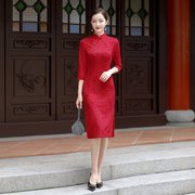 妈妈装婚宴旗袍2022年秋装，优雅婚礼红色连衣裙端庄气质