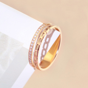 轻奢镶钻戒指女时尚个性小众设计钛钢18k玫瑰金食指2022年潮