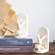 jk慕空间北欧现代美式书房，白色雕塑小鸟树脂摆件样板间，白书立(白书立)装饰