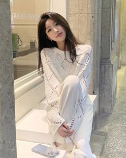 2023秋季韩版高级感镂空短款针织毛衣女(毛衣女，)套头长袖白色罩衫女潮