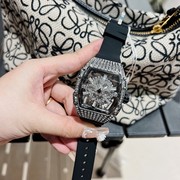 表带大红表盘士手表女表时尚韩版镶钻橡胶长方形石英白色国产腕表