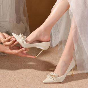 爱丽拉法式结婚鞋子女2024春季主婚纱绸缎新娘高跟鞋不累脚