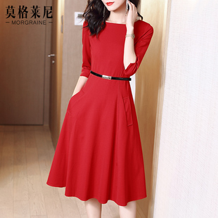 红色连衣裙春秋高级感2024年早春收腰显瘦气质，修身中国红裙子