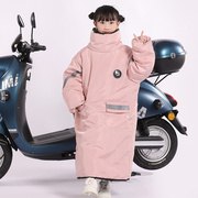 冬季连体单人电动车反穿挡风衣儿童电瓶车后座，加绒加厚挡风被带帽
