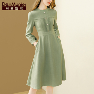 丹慕妮尔高端大牌绿色连衣裙，女高级感春秋气质，设计感收腰裙子