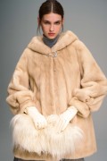 kc皮草丨天鹅绒二短连帽直袖大衣，冬季进口水貂，皮草外套女2023新.