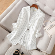 条纹西装外套女韩版气质，休闲七分袖小个子西服，白色薄款外套夏