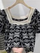 韩国方领刺绣蕾丝衫女夏季2024印花宫廷风小衫设计感法式短袖