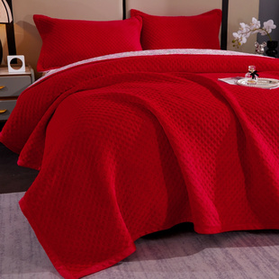 冬季加厚夹棉床单牛奶绒大红色，床盖婚床喜庆红炕盖三件套纯色毯子