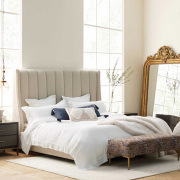 北欧现代羊羔绒卧室双人大床意式极简奶油实木床轻奢民宿酒店家具