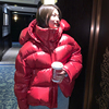 落落狷介红色短款羽绒服冬季女2023设计感小个子连帽加厚外套