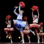 第十二届小荷风采灯火儿童演出服女童蓬蓬纱裙中国风红灯笼舞蹈服