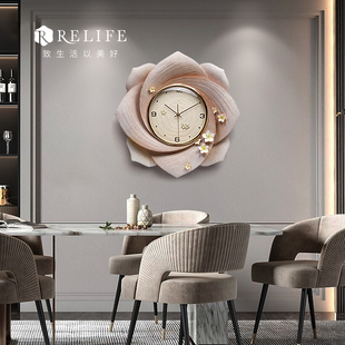 挂钟现代简约创意钟表客厅，餐厅轻奢浮雕，装饰家用时钟高级感壁钟