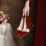 婚鞋女新娘鞋不累脚结婚鞋中式禾秀婚纱两穿尖头红色高跟鞋高级感