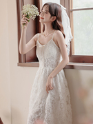 伴娘服女夏季平时可穿订婚礼服法式气质吊带连衣裙登记领证小白裙