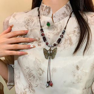 新中式复古陶瓷蝴蝶吊坠项链，女2023年潮民族风长款卫衣链配饰