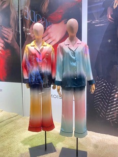 moiselle慕诗2021睡衣设计西装，领彩虹衬衫裤子一套