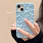 ins简约褶皱奶蓝色适用苹果14ProMax手机壳创意iPhone1312女款14pro硅胶11小众13pro网红防摔保护套全包