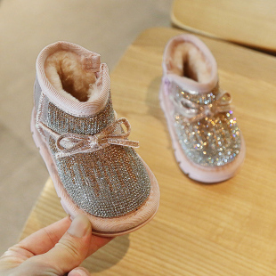 冬季女宝宝雪地靴婴儿童加绒棉鞋1一2岁3女童保暖防滑短靴小童鞋0