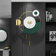 客厅轻奢铁艺挂钟现代简约时钟家用餐厅背景墙，装饰创意新中式钟表