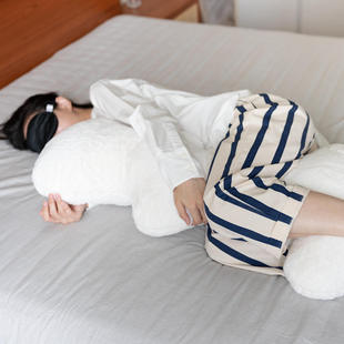 波浪形抱枕小孩抱枕睡觉专用毛绒玩具沙发靠垫抱枕上档次客厅大号