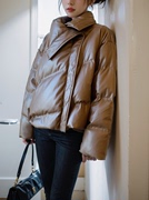 棕色加厚pu皮短款棉服，面包服女2024年秋冬季时尚百搭保暖外套