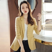 黄色格子小西装外套女春夏季韩版气质休闲短款七分袖薄款西服