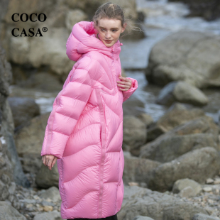 cococasa设计感白鸭绒过膝长款羽绒服，女2023冬新欧货粉色中长外套