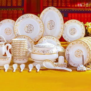 碗碟套装家用景德镇陶瓷餐具中欧式防烫碗盘筷乔迁赠组合