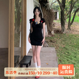 橘子树在哪儿设计感立体花花，连衣裙女夏季纯欲辣妹修身包臀短裙子