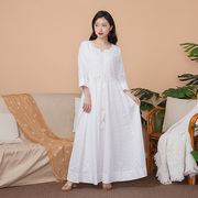 印度传统女装民族风连衣裙日常纯棉绣花素雅春夏白色薄款