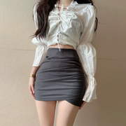 灰色西装料包臀短裙女半身裙2023韩版高腰紧身褶皱不规则一步裙春