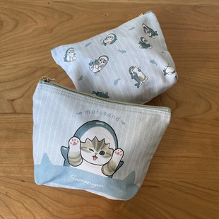 日单卡通mofusand鲨鱼猫系列纯棉帆布化妆包收纳包包中包