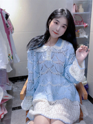 2022年韩国秋季娃娃，领蕾丝拼接钩花针织衫，宽松撞色中长款上衣