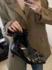 韩系尖头铆钉短靴2023春秋白色后拉链，中跟瘦瘦靴女细跟单靴子