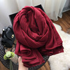 红色围巾女春秋冬季保暖棉麻披肩，两用百搭纯色长款大尺寸文艺丝巾