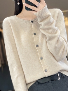 一线成衣100%纯羊毛开衫女圆领，时尚设计感外套宽松秋冬羊绒衫毛衣