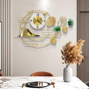 新中式创意钟表客厅时钟，轻奢挂钟挂墙钟饰银杏叶大气静音挂表装饰