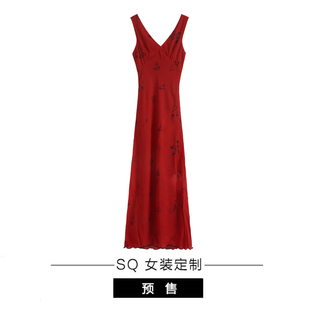 SQ 蔷薇 红色v领吊带连衣裙女夏收腰包臀度假裙长款