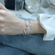 韩版S925纯银手镯女时尚气质光面水波纹简约百搭莫比乌斯学生手环