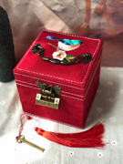 中国仿古锁红色饰品盒结婚首饰盒化妆盒花鸟刺绣收纳盒毕业