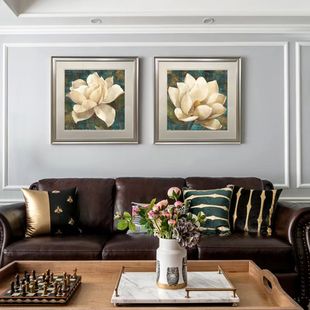 现代美式典雅客厅沙发卧室，出水芙蓉装饰画法式餐厅，玄关百合花挂画