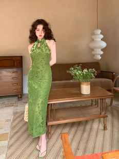 酒午自制新中式无袖改良版旗袍女夏季法式复古绿色国风连衣裙