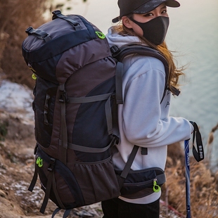 专业登山包70l多功能户外旅游野营双肩包男女(包男女，)通用防水外架包新