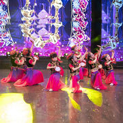 六一新疆舞蹈演出服儿童，少数民族表演服小小古丽维吾族舞蹈服女童