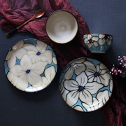陶瓷盘子碗套装创意菜盘日式餐盘家用手绘圆形深盘复古