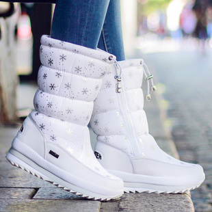 2023年防滑白色女鞋冬季加绒加厚棉靴子拉链保暖雪地靴东北大棉鞋