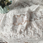 白色双边纯棉镂空牛奶丝绣花面料 立体花朵刺绣衣裙窗帘女装布料