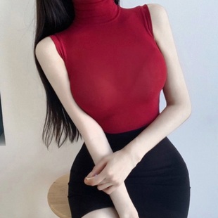2024韩国东大门女装性感女人味，酒红色高领性感，微透背心女上衣