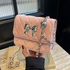 粉色菱格链条包包，女士2024时尚流行单肩小方包百搭斜挎包